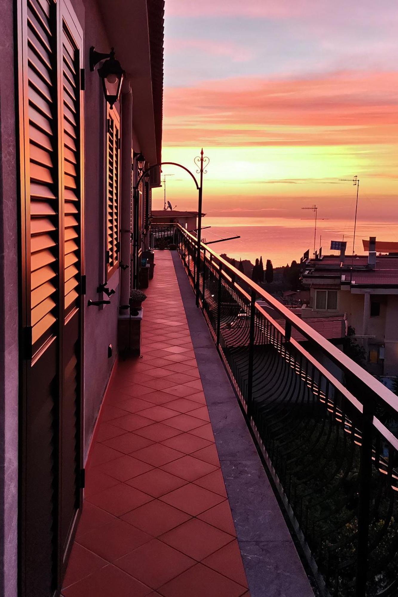 La Perla Apartment ตาออร์มินา ภายนอก รูปภาพ
